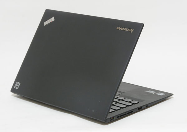 ThinkPad X1 Carbon̓V