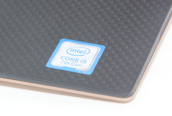 最新の第7世代Core i5プロセッサを搭載