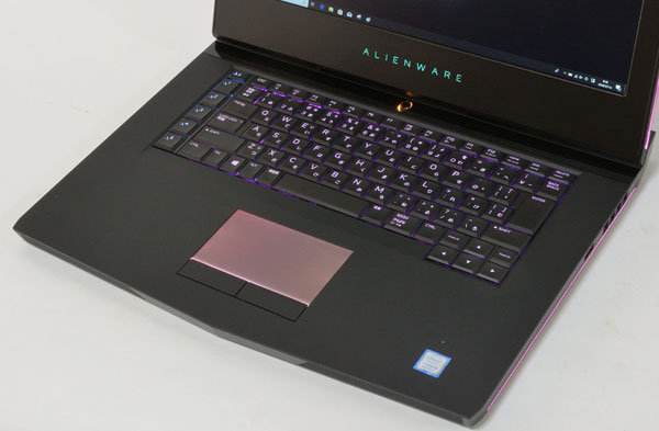 Alienware 15̖{̃TCÝA389mmij~305mmisj~25.4mmijł